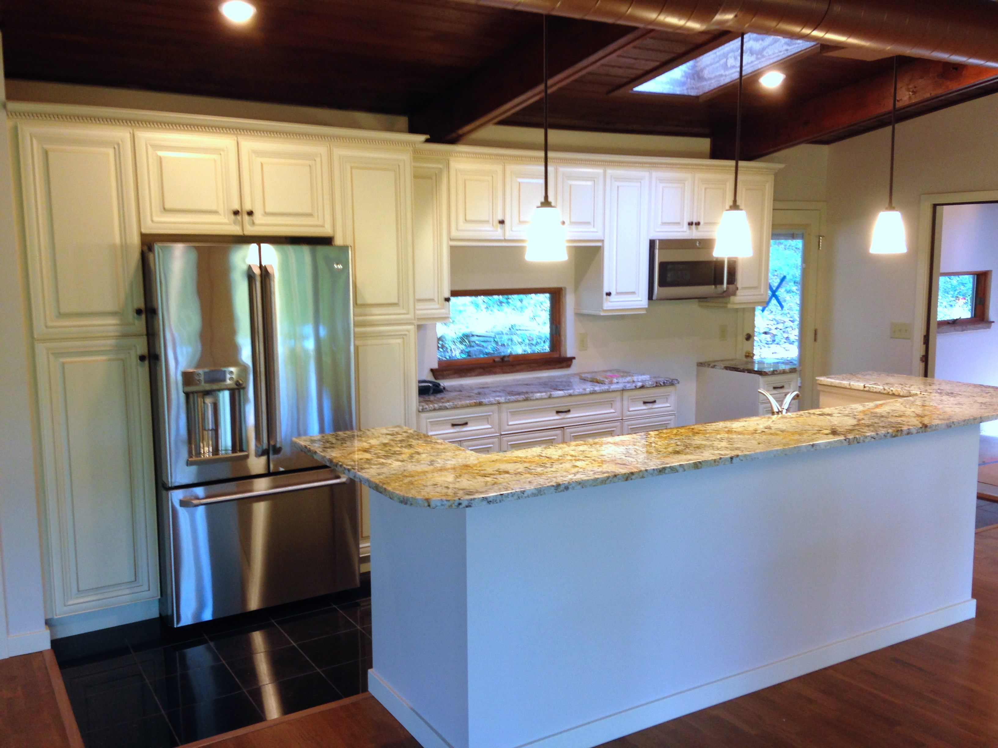 Vintage Cabinet with Dedicatus Granite CT