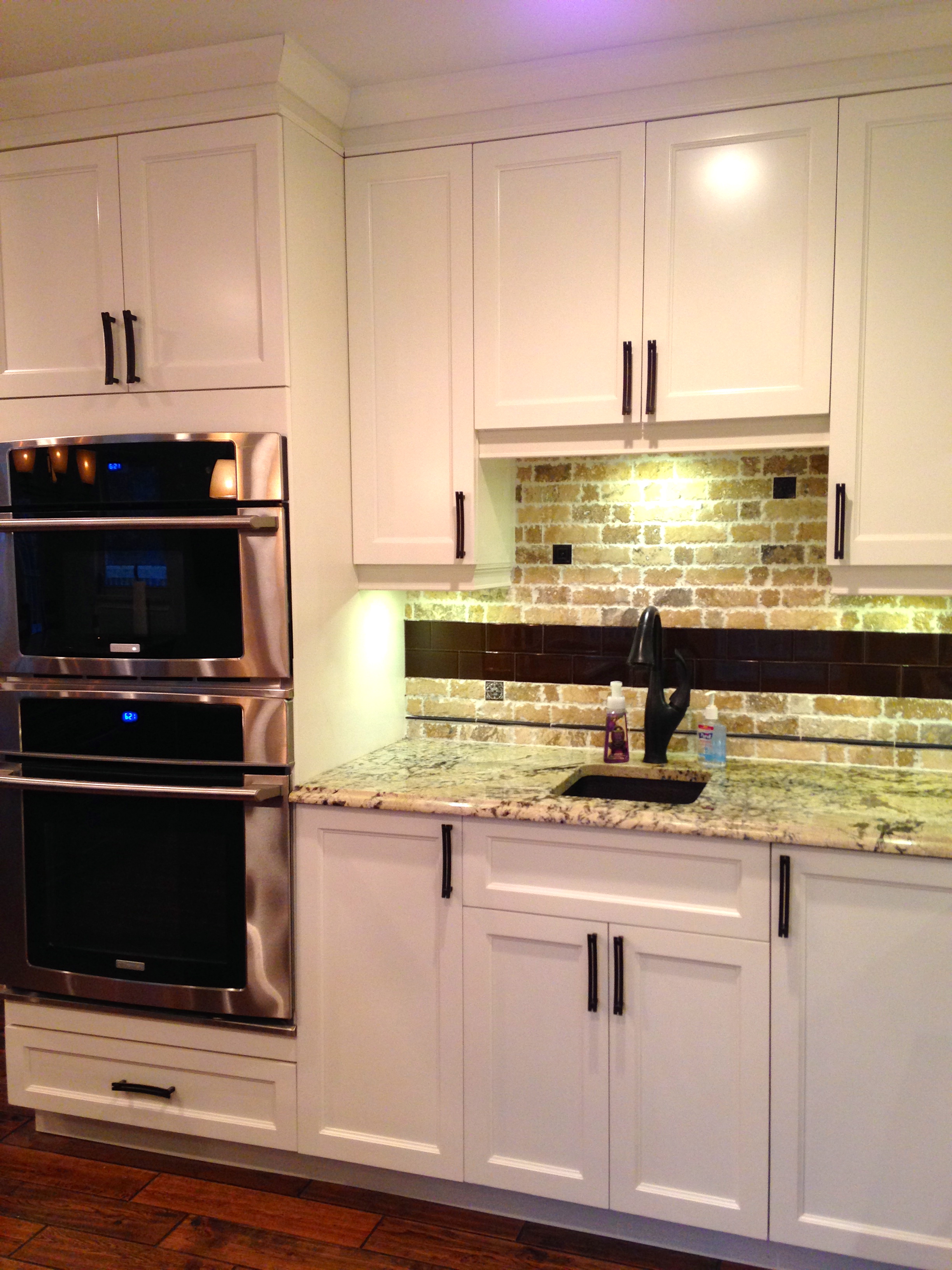 Custom layed Florida Tile in Piccaso 